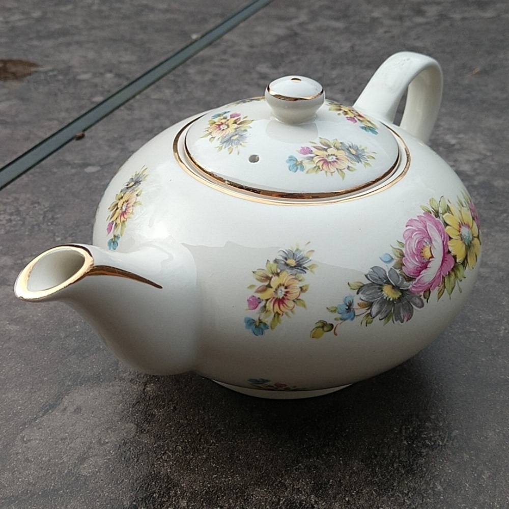 Lord Nelson mini teapot
